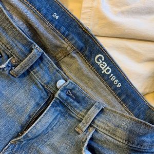 high waisted classic Gap skinny jeans